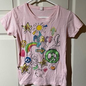 Girls short sleeve tee.